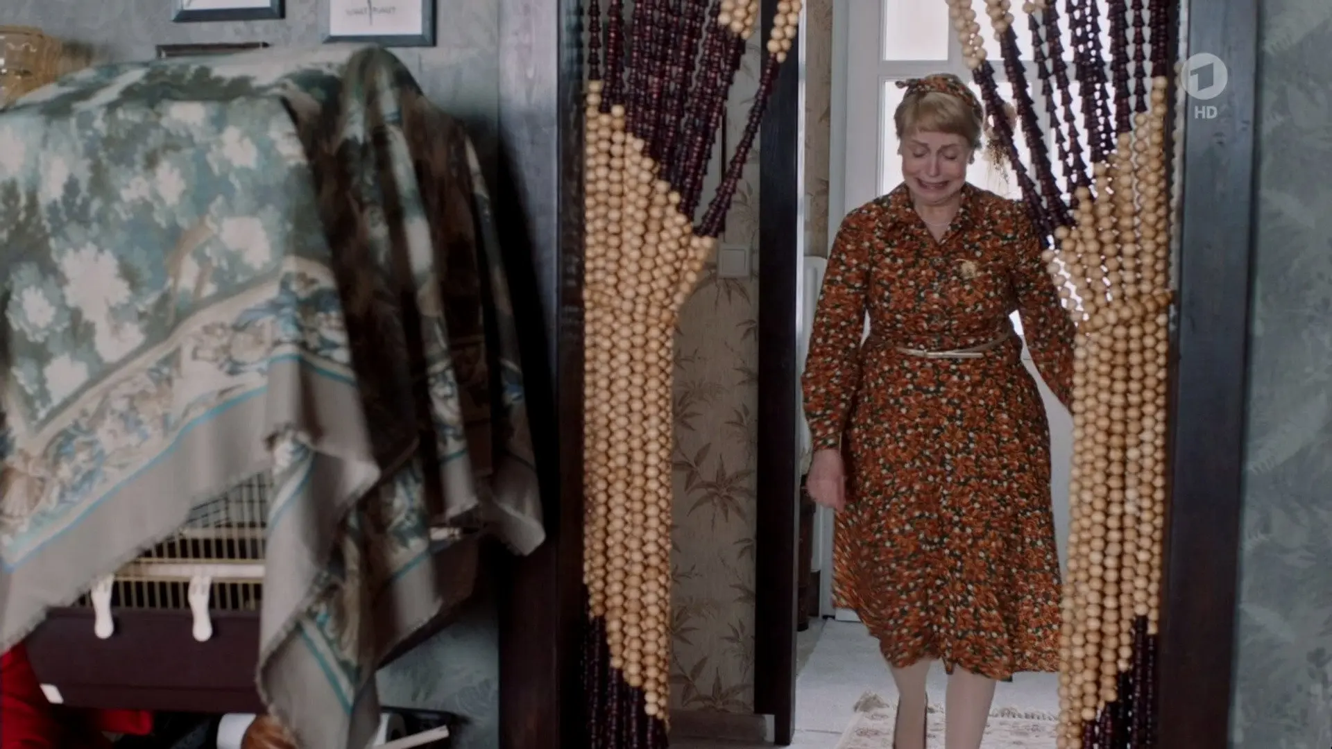 Familie Lotzmann auf den Barrikaden backdrop