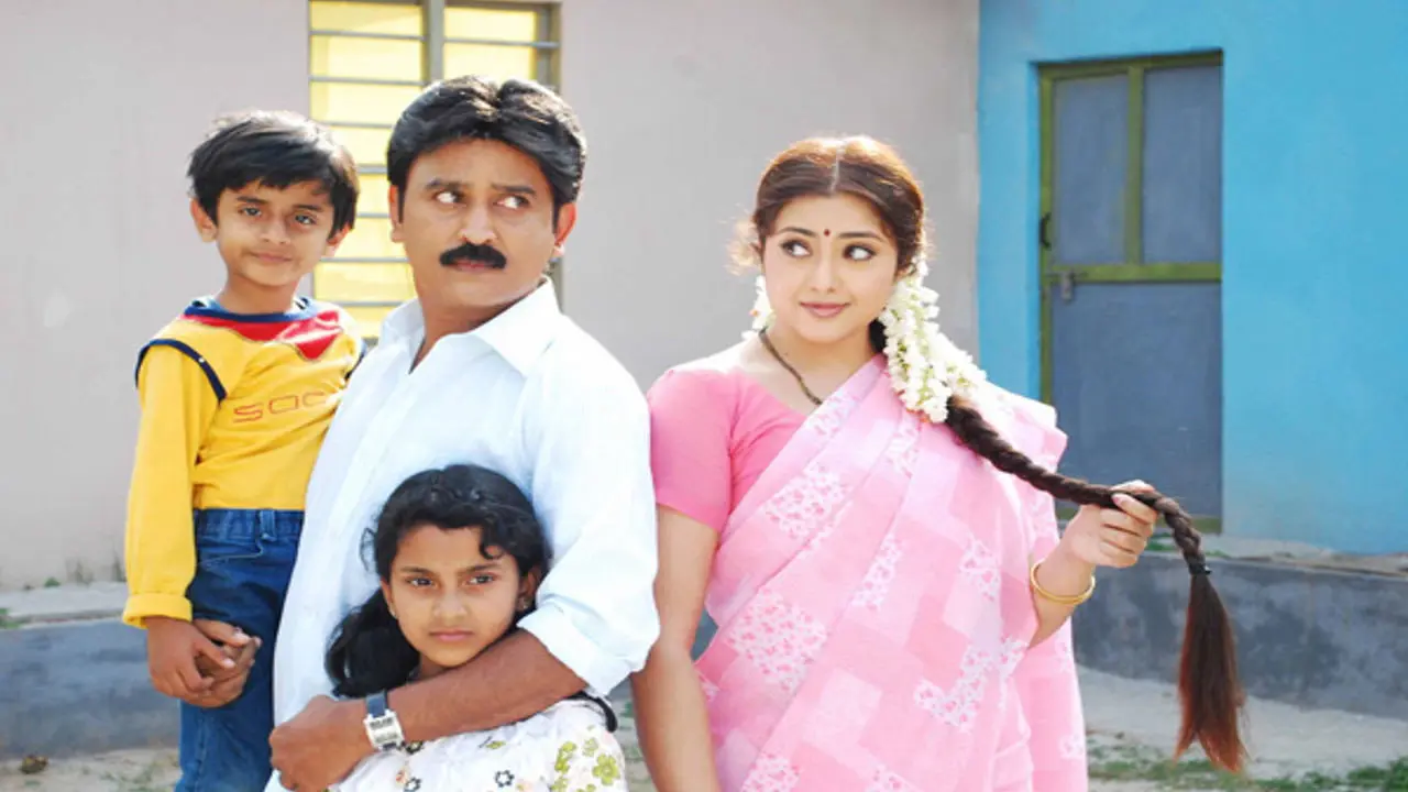 Hendtheer Darbar backdrop