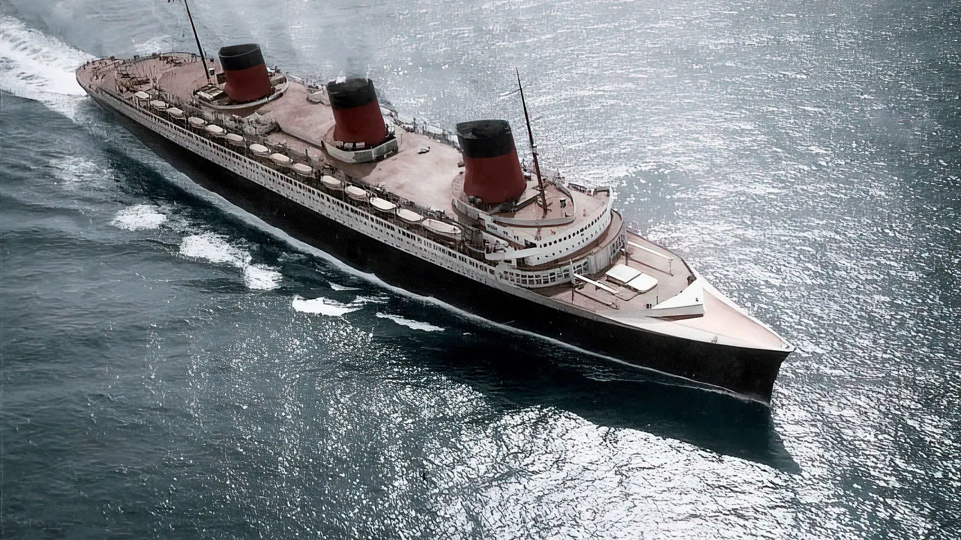 Secrets of the Lost Liners backdrop