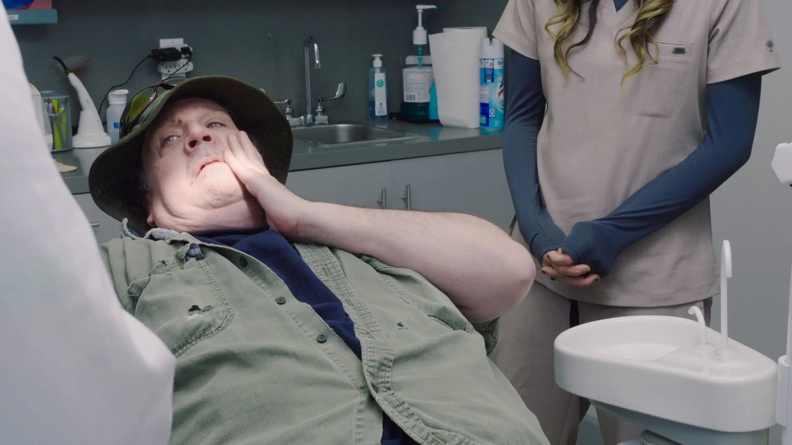 Amityville Toothache backdrop