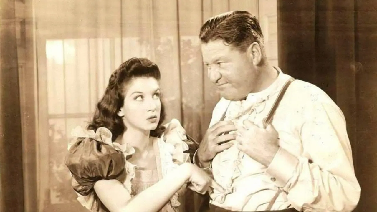 On Stage Everybody backdrop