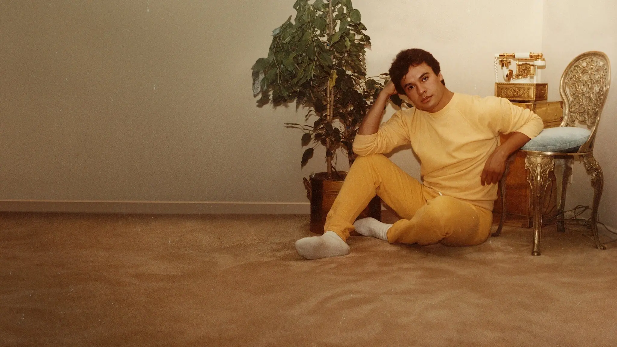 Juan Gabriel: I Must, I Can, I Will backdrop