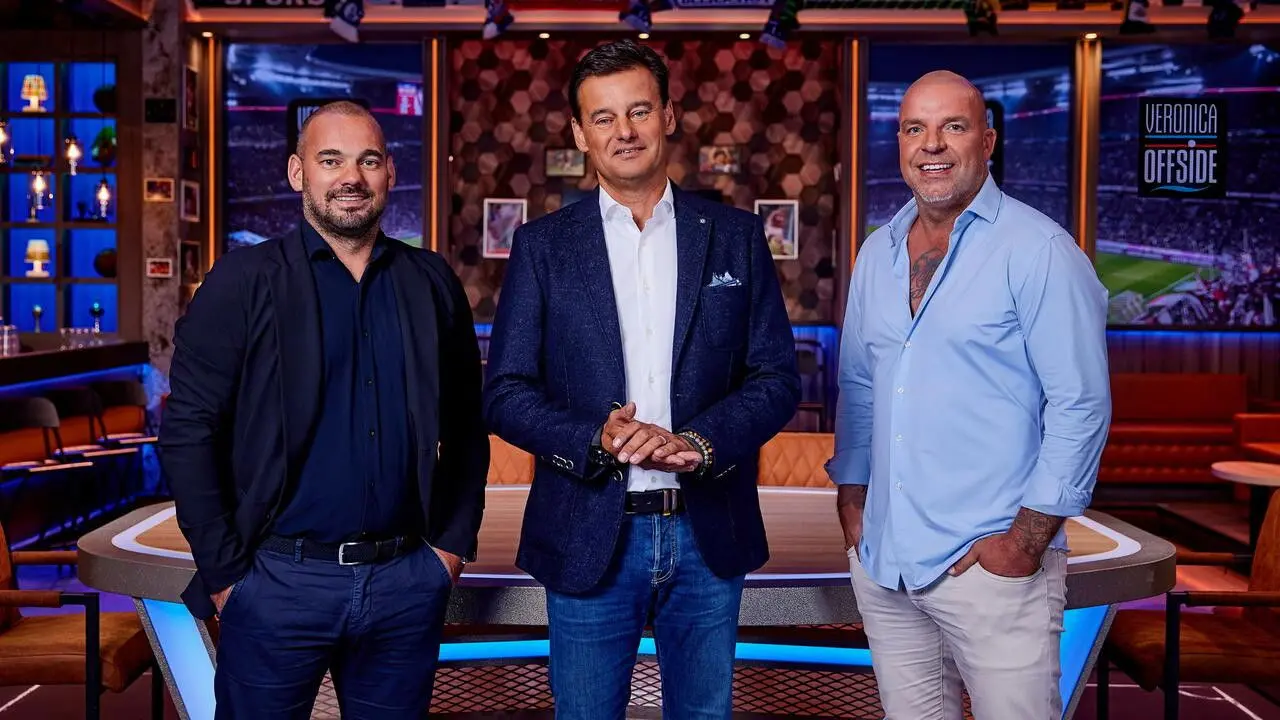 Veronica Offside backdrop