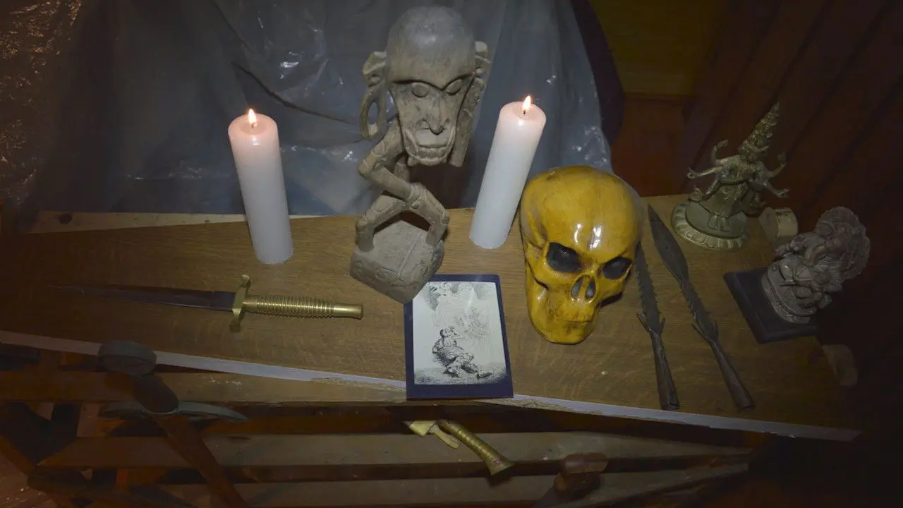 48 Hours Alone backdrop