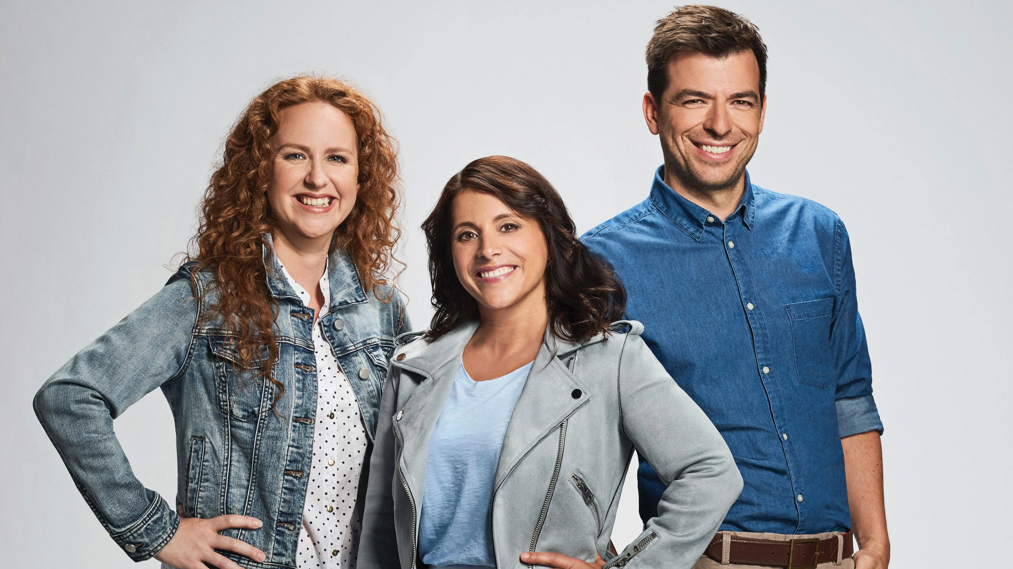 100% Animal backdrop