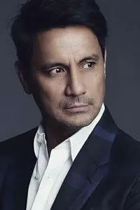 Richard Gomez