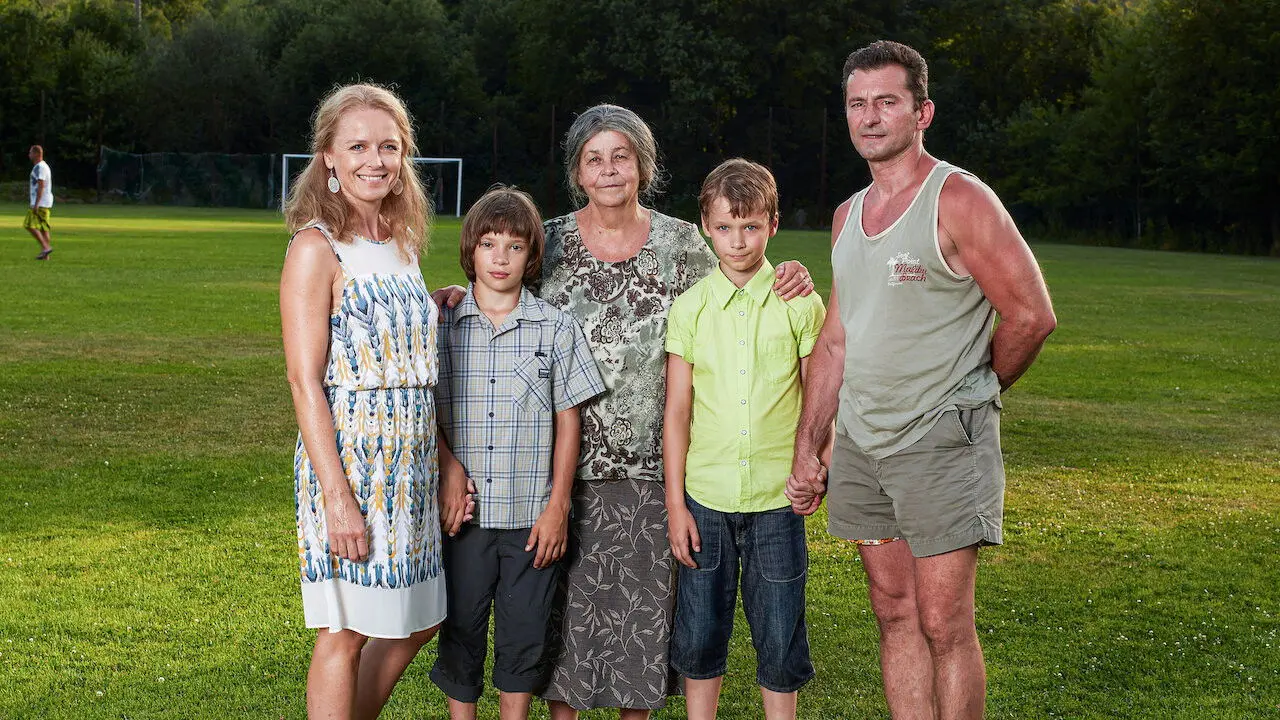 To See the Sea backdrop