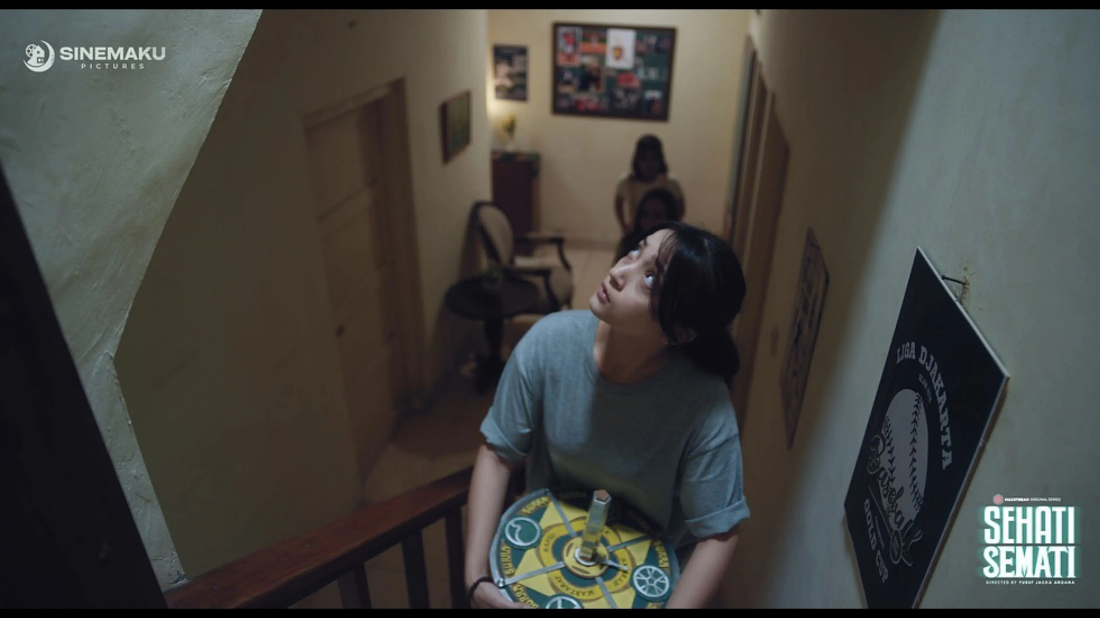 Sehati Semati backdrop