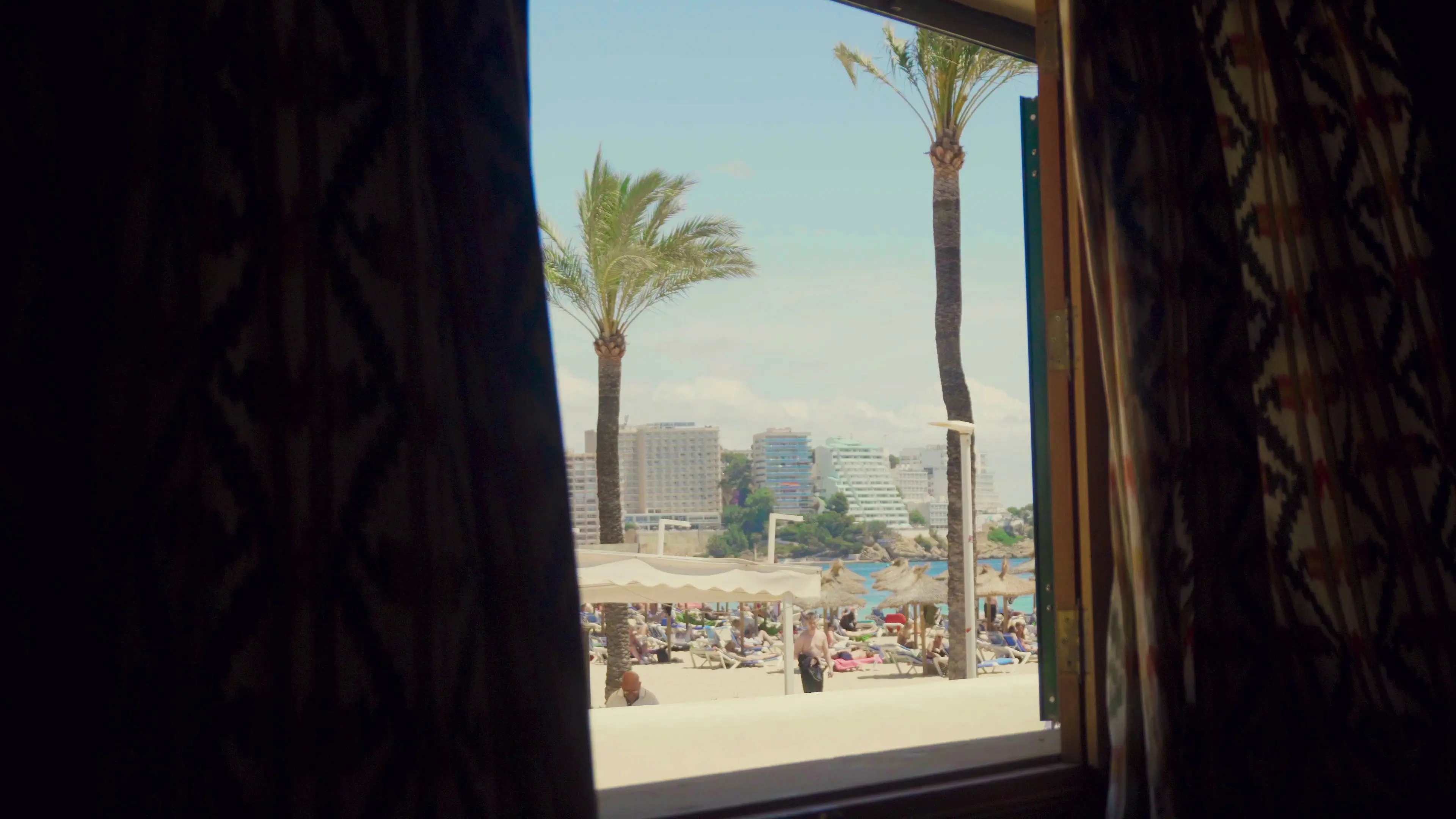 Catalina and Magaluf backdrop