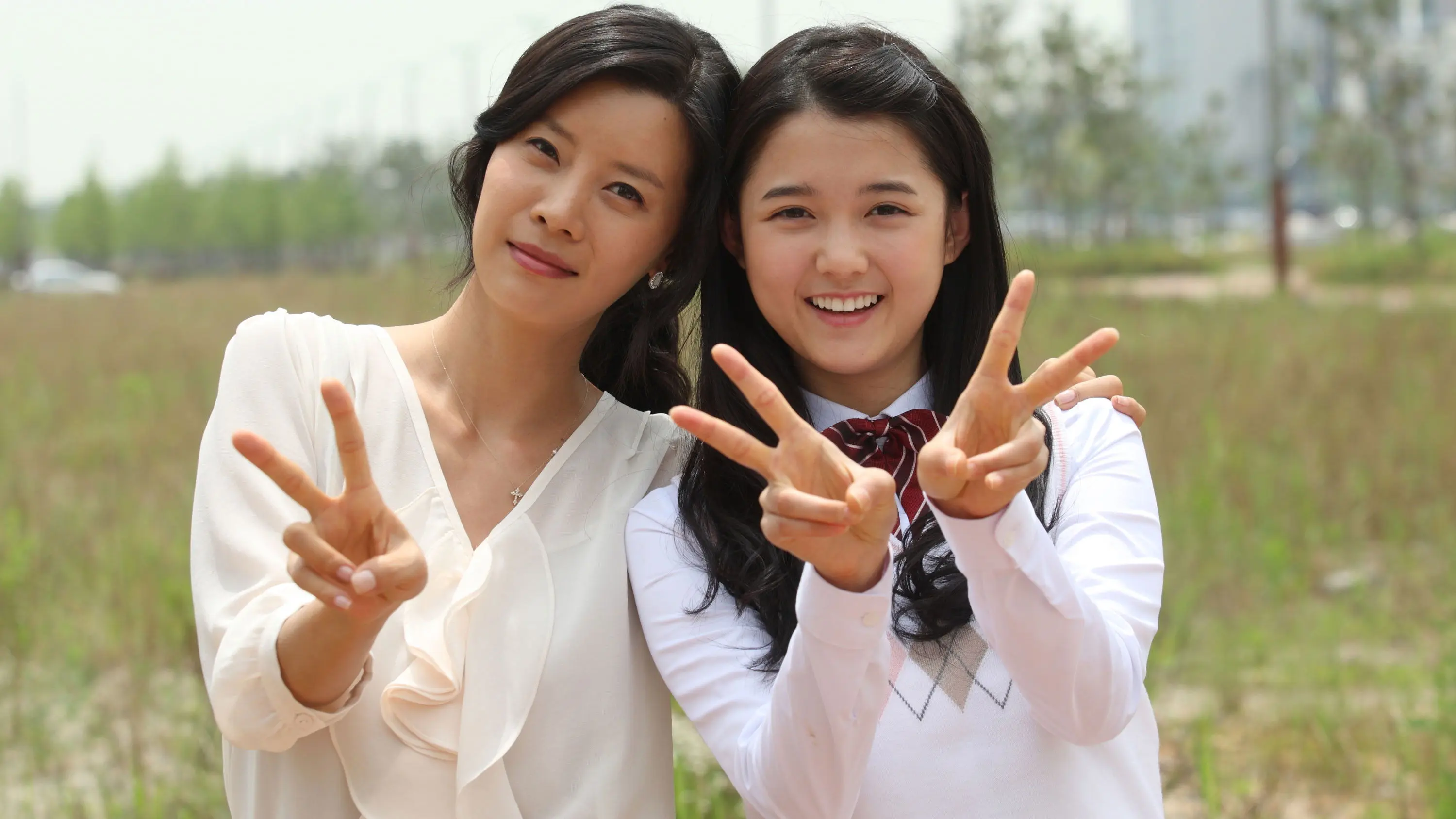 Don't Cry, Mommy backdrop