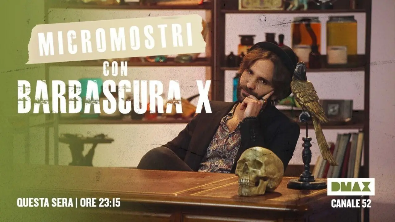 Micromostri con Barbascura X backdrop